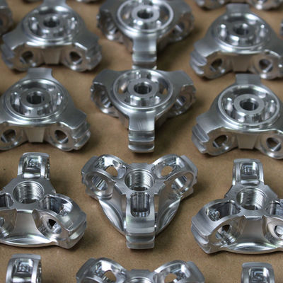 Hợp kim nhôm 6061 Bộ phận chính xác CNC Độ chính xác 0,01mm OEM