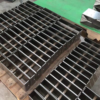Nguyên mẫu kim loại tấm SS 304 Máy cắt và uốn bằng máy tiện CNC