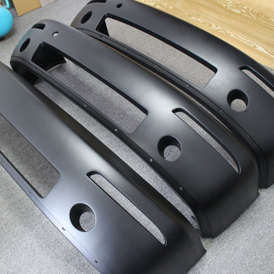 Khuôn ép nhựa lớn Các bộ phận ô tô RIM Deburring Sơn hoàn thiện bề mặt