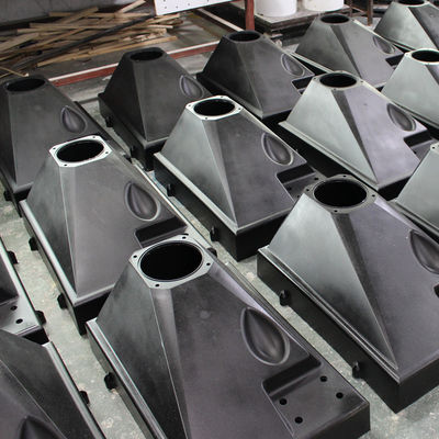 Bộ phận ép phun phản ứng bao vây lớn Vật liệu Polyurethane Công cụ giá rẻ